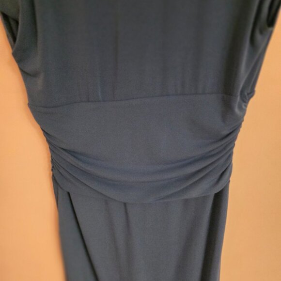 Dress - Picture 3 of 5